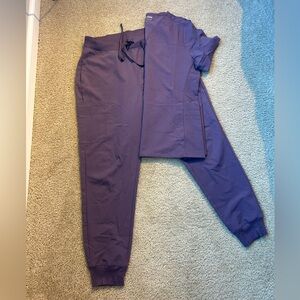 Mandela women’s medium purple Scrub Set